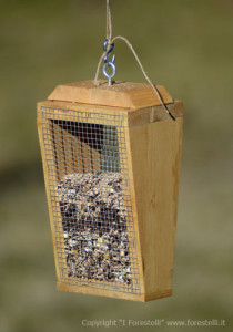 mangiatoie per gli uccelli mangiatoie per uccelli a sospensione